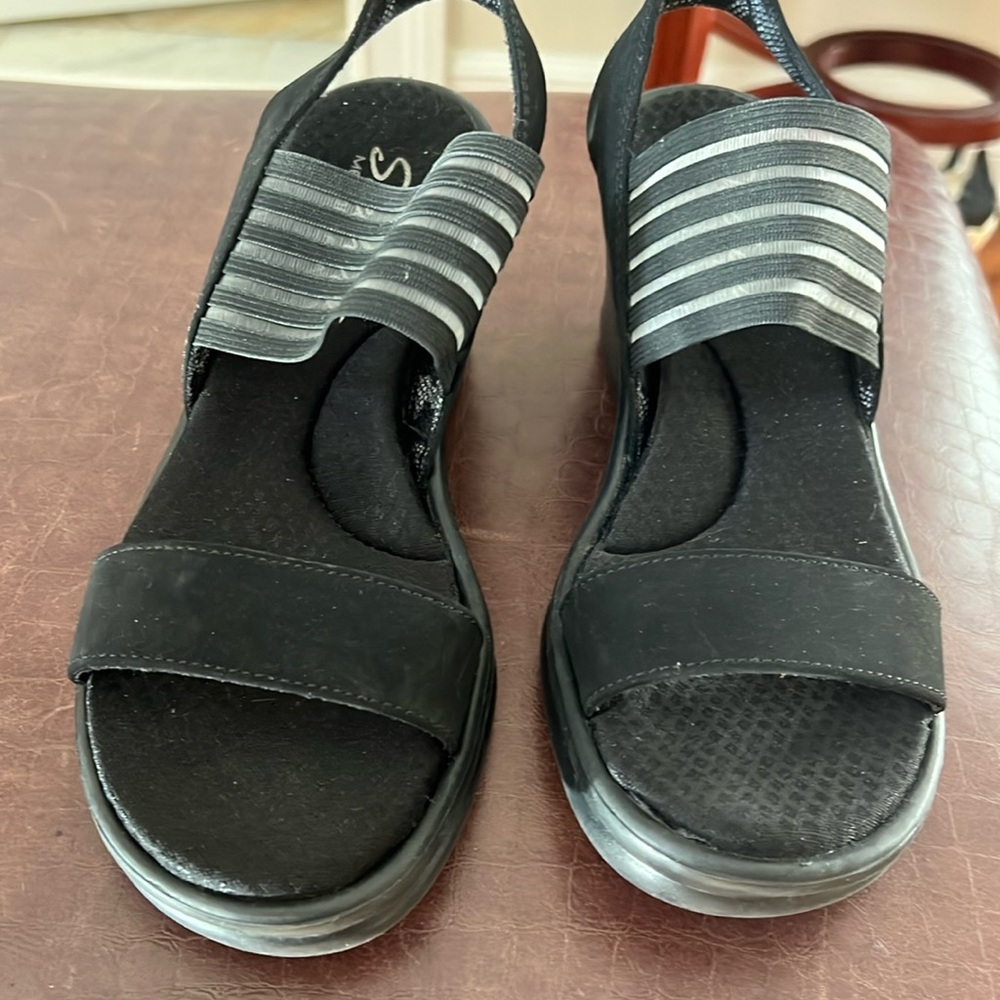 Skechers Black Strappy Comfort Sandals with Silver Accent
